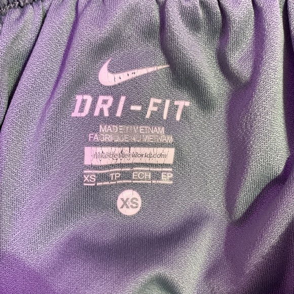Women’s Nike Athletic Shorts - Picture 4 of 4